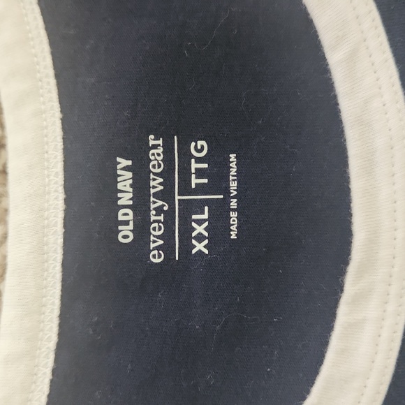 Women's Screen Tee - Picture 2 of 3